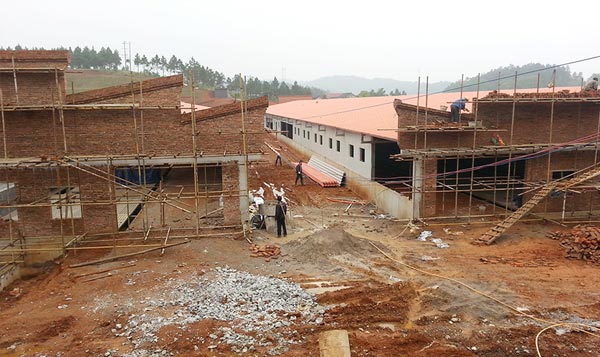 湖南黑猪养猪场，相信选择传树建材！